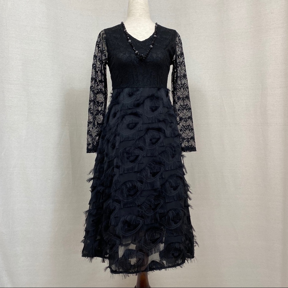 r.D.r  Long Sleeve Flare Black Dress